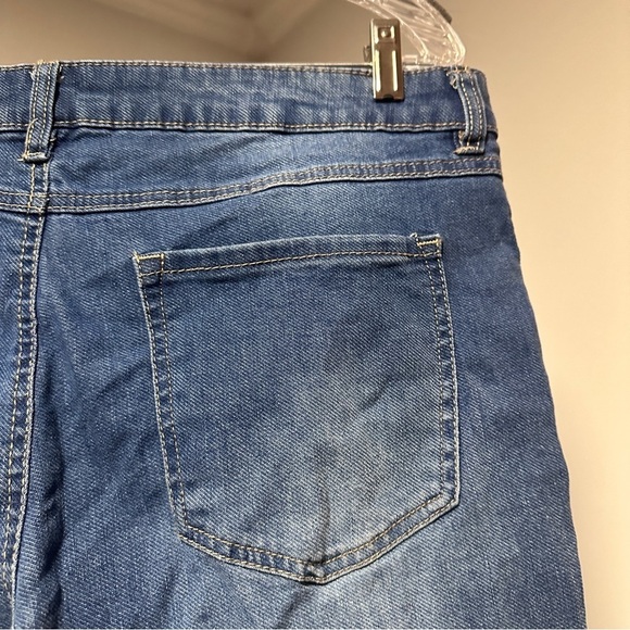 D. Jeans Straight Leg Cuffed Ankle Jeans Medium Wash Whiskered Plus Size 16 - Picture 12 of 14